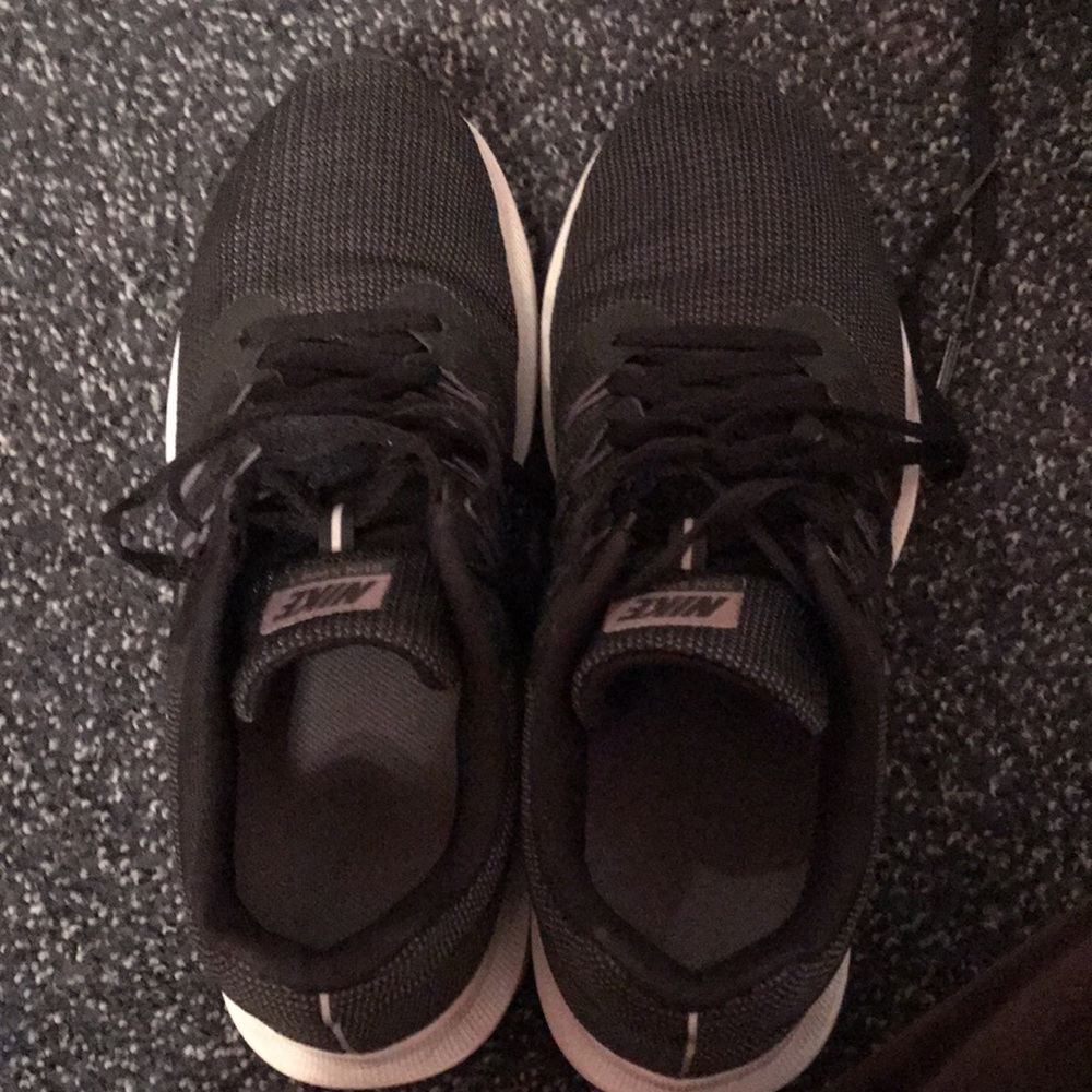 Nike running sneakers size 8 - Picture 11 of 11